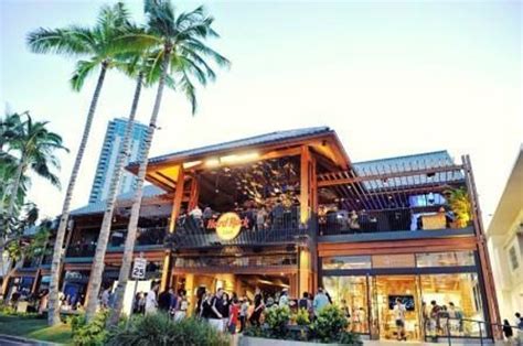 THE 10 CLOSEST Hotels to Hard Rock Cafe Honolulu .